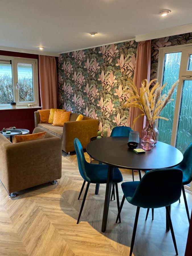 Hotel Sfeervolle Chalet Op De Veluwe In Hoenderloo Exteriér fotografie