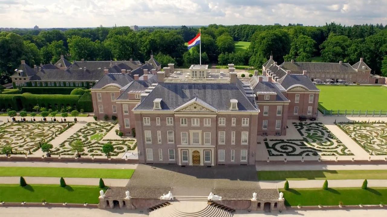 Hotel Sfeervolle Chalet Op De Veluwe In Hoenderloo Exteriér fotografie